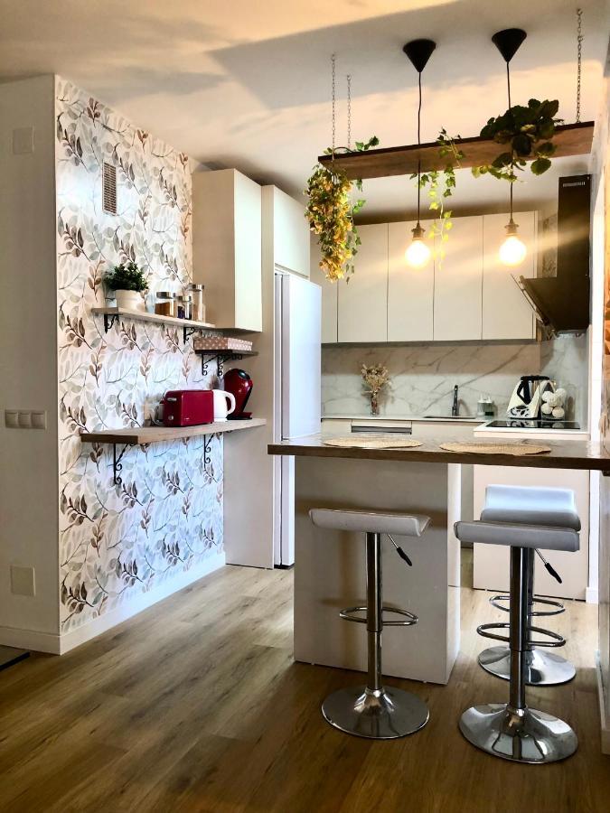 Habitacion Con Smart Tv En Piso Compartido Con Bano Privado O Compartido Malaga Sol 외부 사진