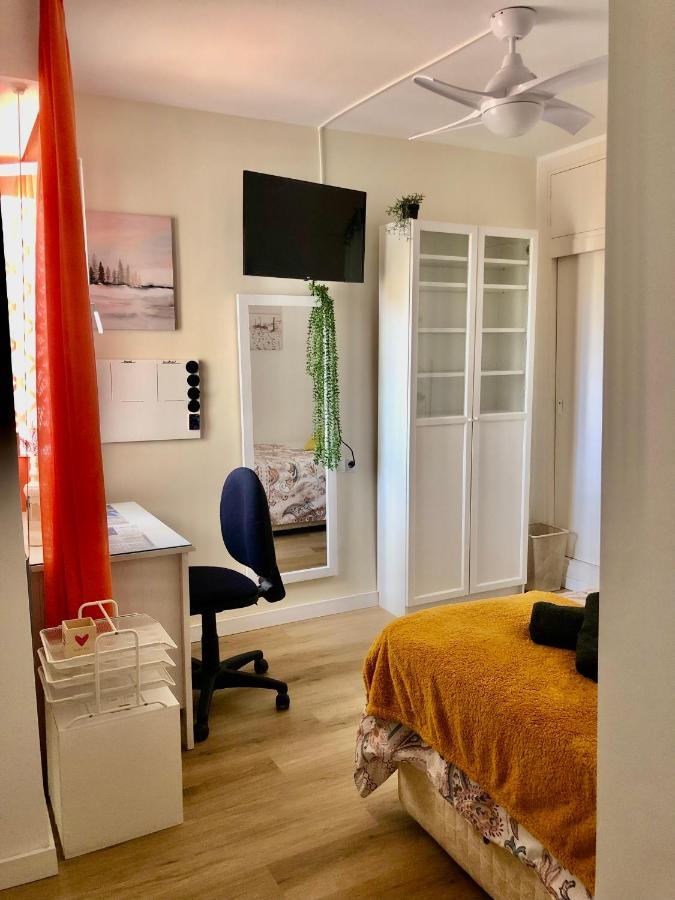 Habitacion Con Smart Tv En Piso Compartido Con Bano Privado O Compartido Malaga Sol 외부 사진